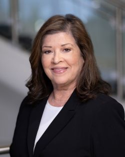 professional headshot of Diane Reynoso