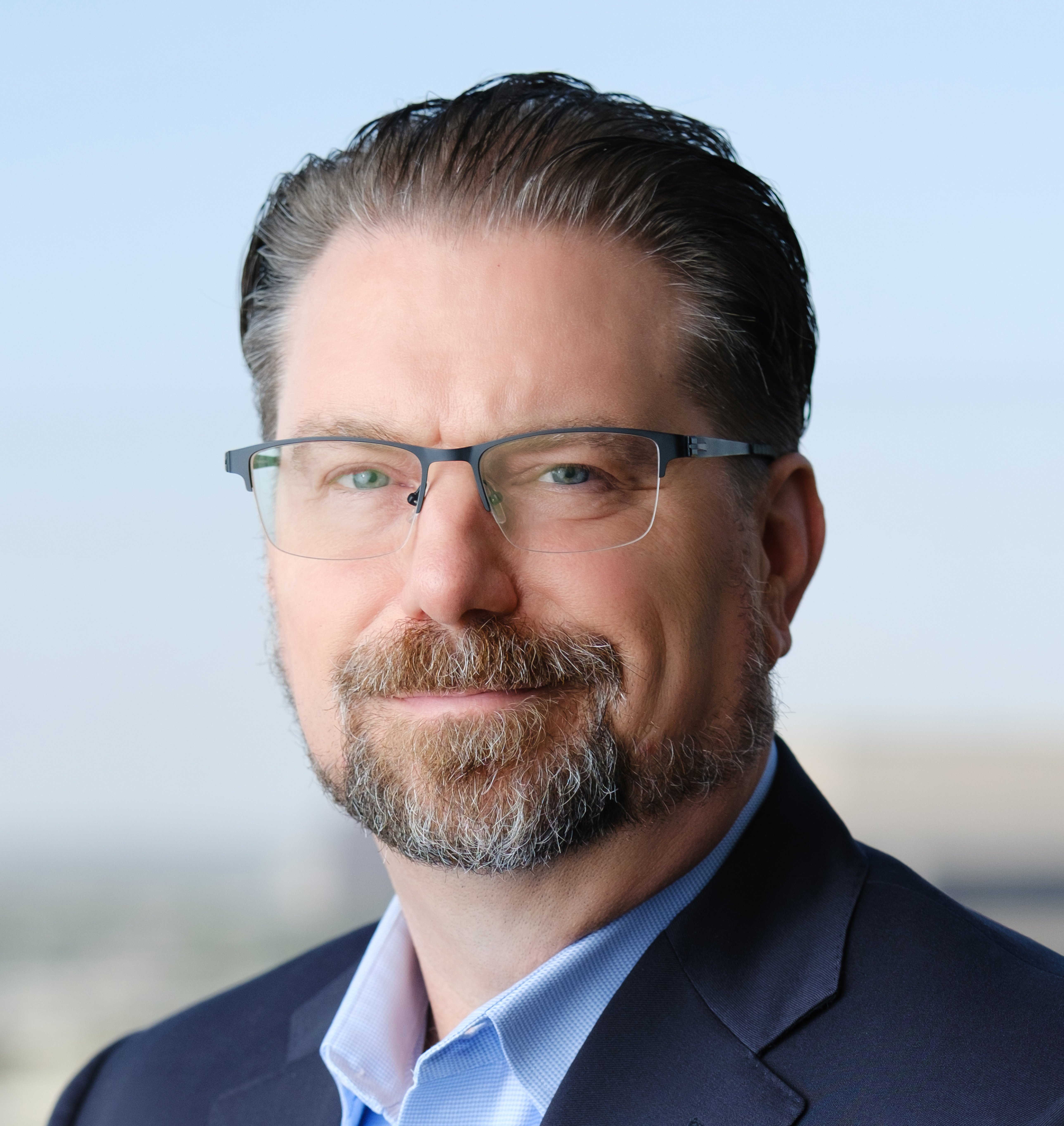 professional headshot of Robert Paedon